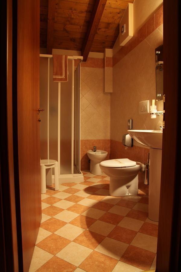 Hotel Il Borghetto Bariano Ngoại thất bức ảnh