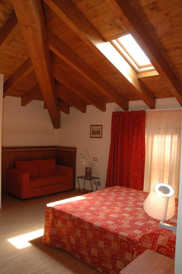 Hotel Il Borghetto Bariano Ngoại thất bức ảnh